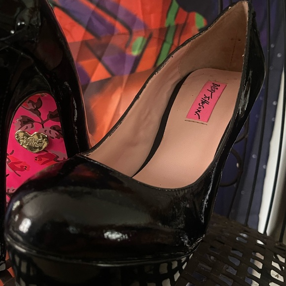 Betsey Johnson Black Patent Lace-Up Heels - Picture 6 of 9